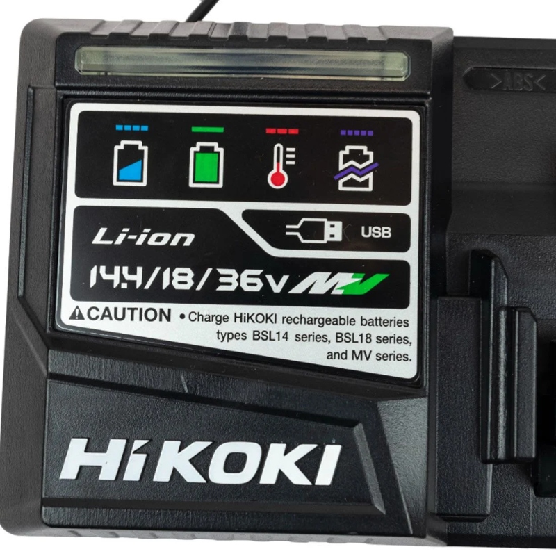 Zumirani detalji originalnog Hikoki brzog punjača UC18YSL3-WOZ za 14,4V, 18V i Multi Volt 36V Li-Ion baterije sa prikazom ležišta za bateriju, indikatora punjenja i upravljačkih elemenata