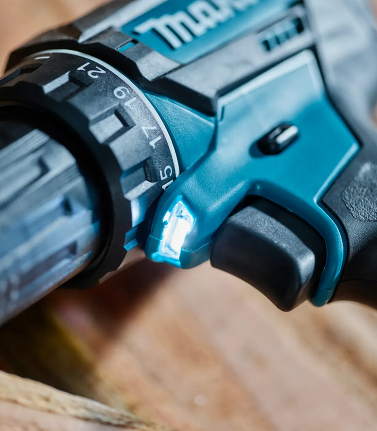 Makita – Akumulatorska bušilica-odvijač DDF482RT3J