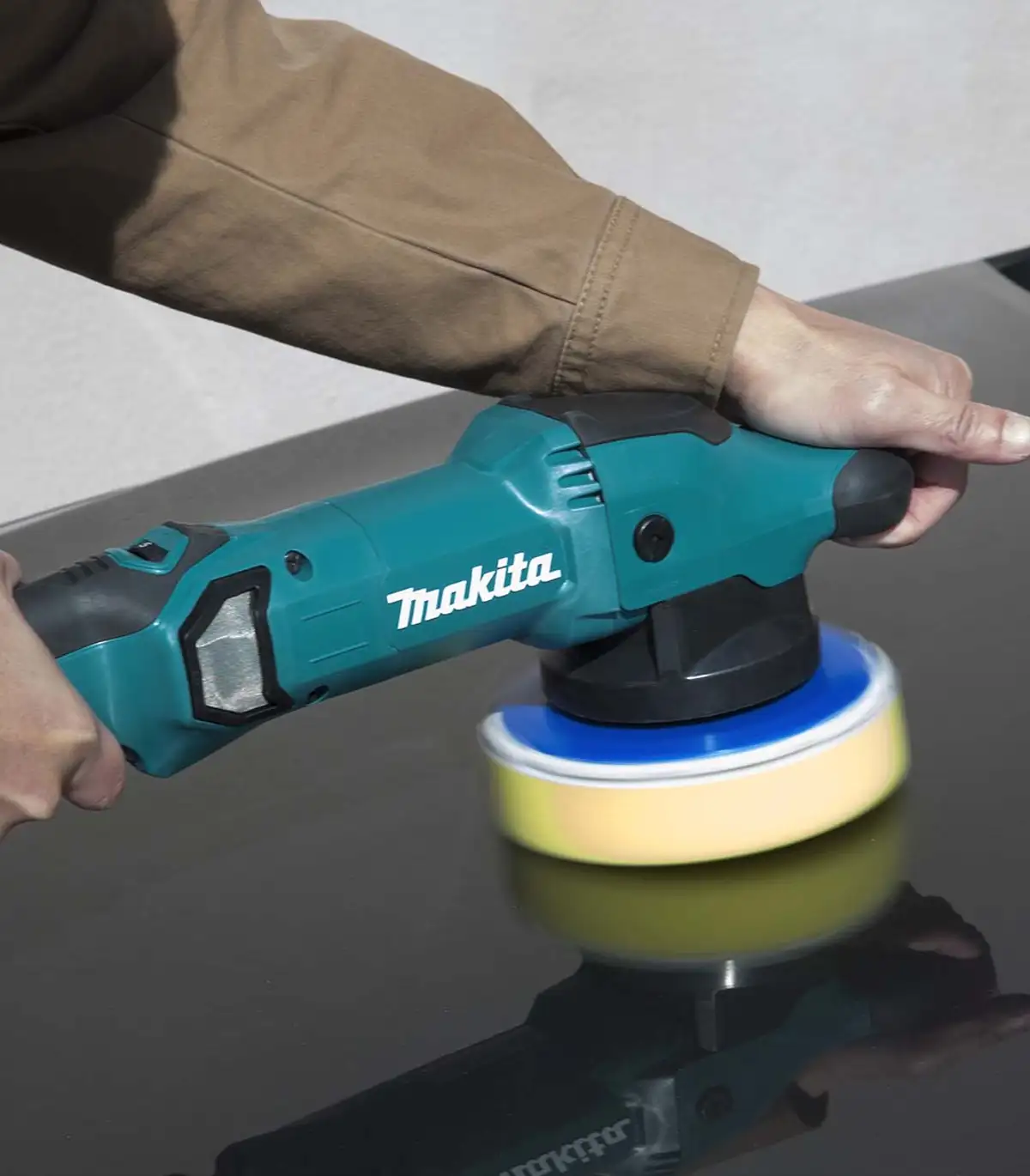 Makita – Ekscentar brusilica za poliranje / polirka PO6000C