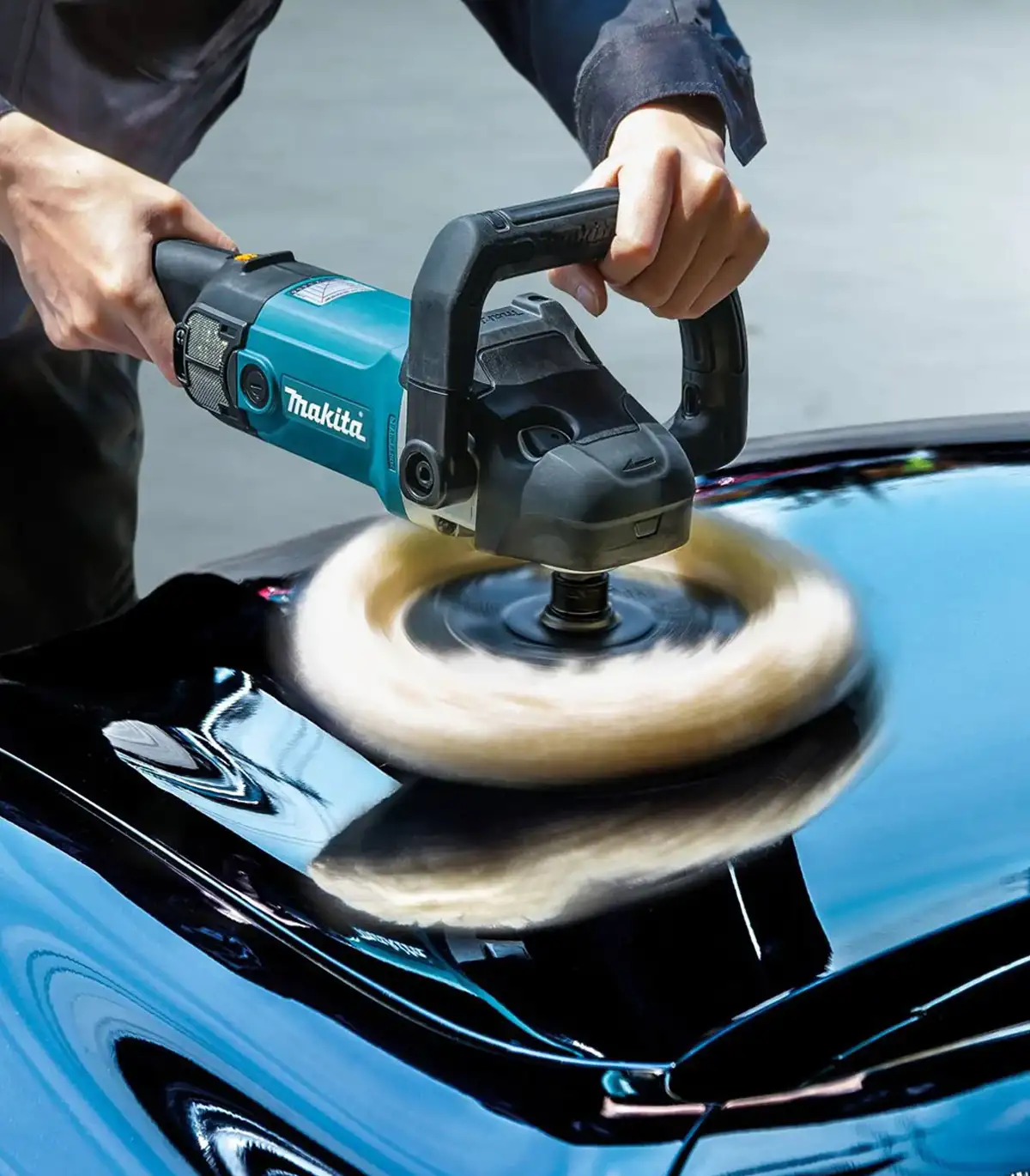 Makita – Brusilica za poliranje 9237CB