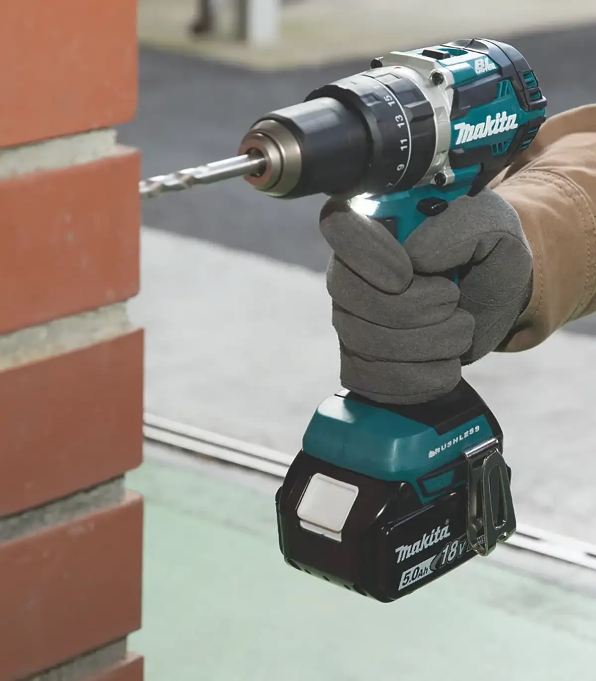Makita – Akumulatorska udarna bušilica-odvijač DHP484Z