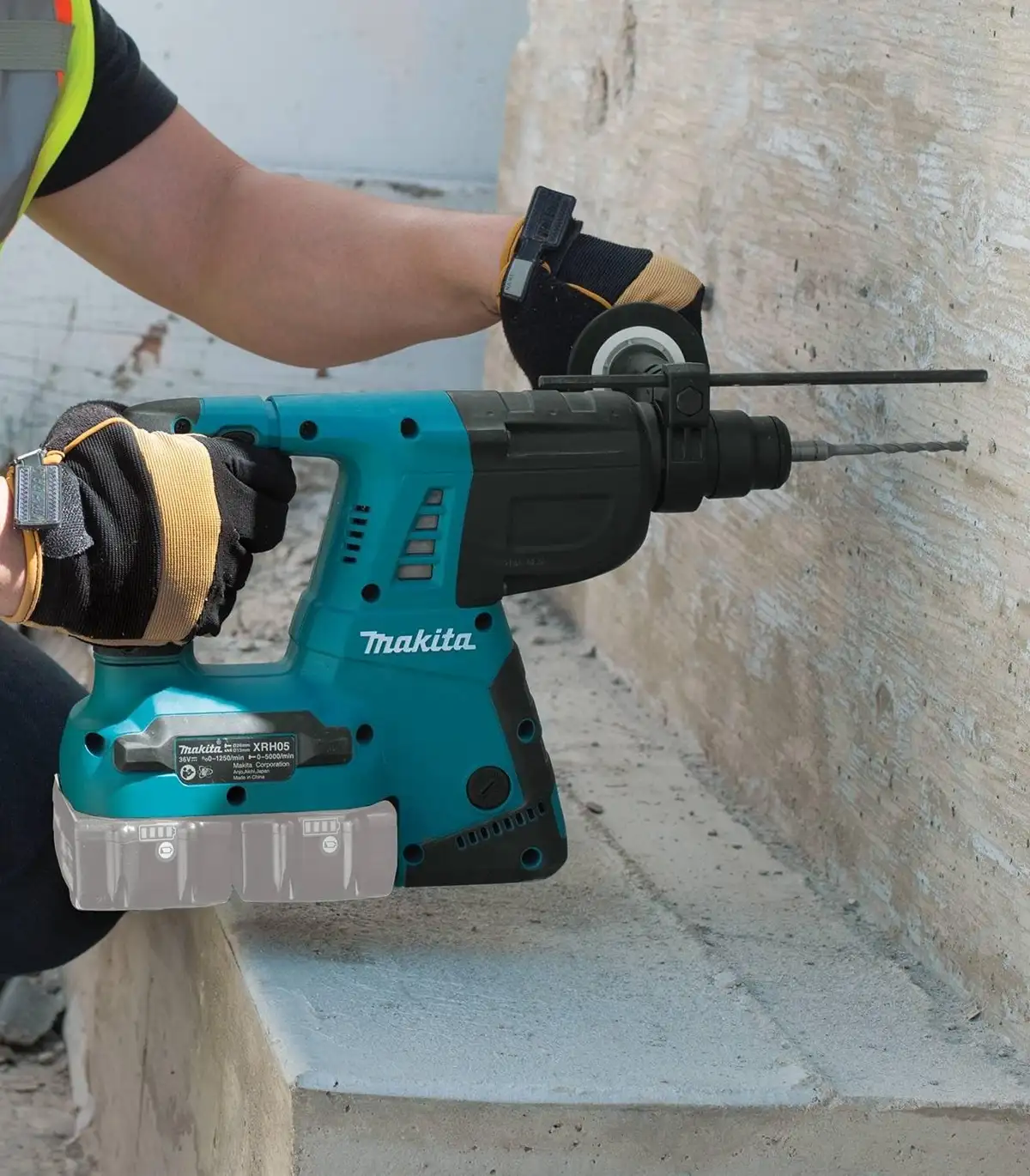 Makita – Akumulatorska bušilica – čekić DHR263RF2