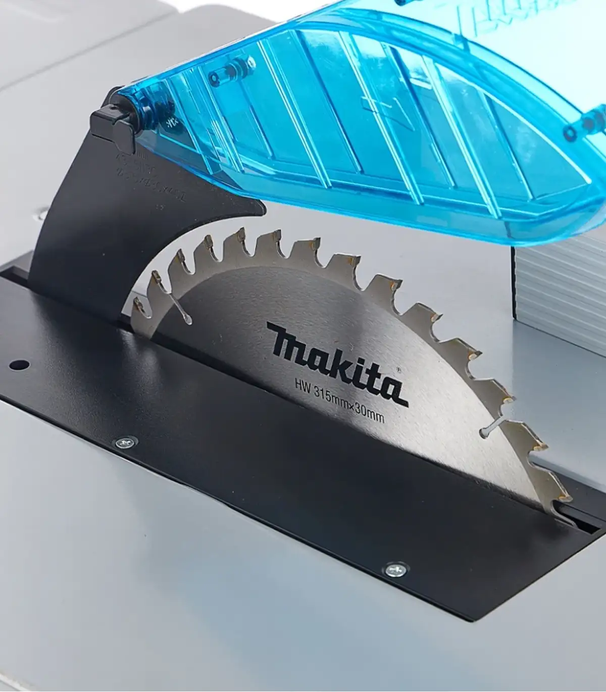 Makita – Stolna kružna pila 2712