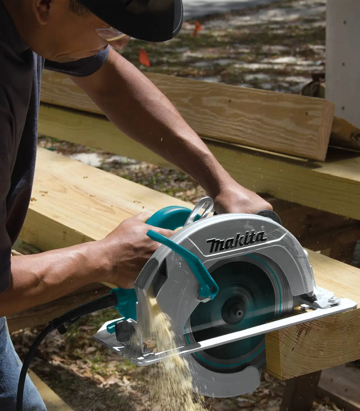 Makita – Ručna kružna pila HS0600
