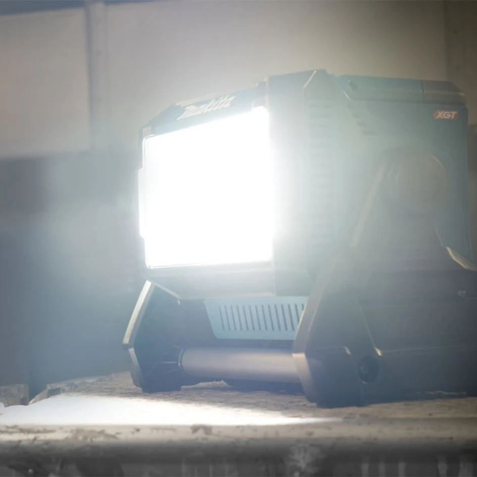 Makita – Akumulatorska LED svjetiljka lampa DEAML009G